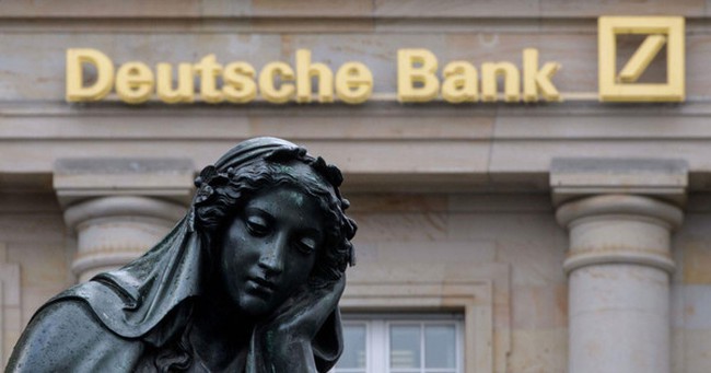 “Độc lạ” Deutsche Bank: Tổng tài sản gấp hơn 2,5 lần toàn bộ ngân hàng trên sàn chứng khoán Việt Nam cộng lại, vốn hoá chỉ ngang Vietcombank “Độc lạ” Deutsche Bank: Tổng tài sản gấp hơn 2,5 lần toàn bộ ngân hàng trên sàn chứng khoán Việt Nam cộng lại, vốn hoá chỉ ngang Vietcombank