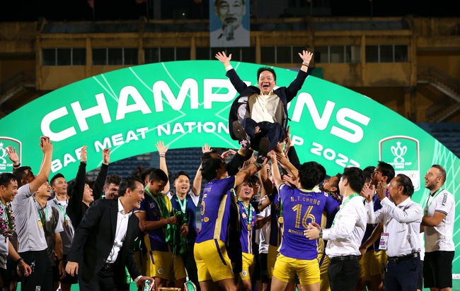 Bầu Hiển SHB và tầm nhìn đón kỷ nguyên mới với bóng đá Việt Nam- Ảnh 1.