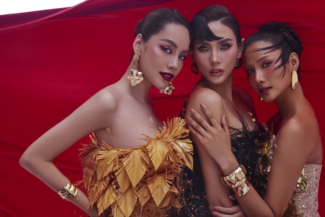 “Tam Hoàng” làng mẫu kết hợp “bà trùm” làng mốt Việt, tung BST được dự đoán khuấy đảo sàn diễn Thượng Hải- Ảnh 2.