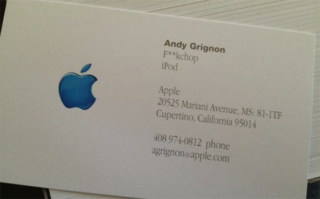 Danh thiếp kỳ lạ của một 'sếp' Apple