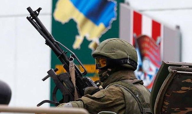 Đoàn xe quân sự Nga ào ạt tiến về thủ phủ của Crimea