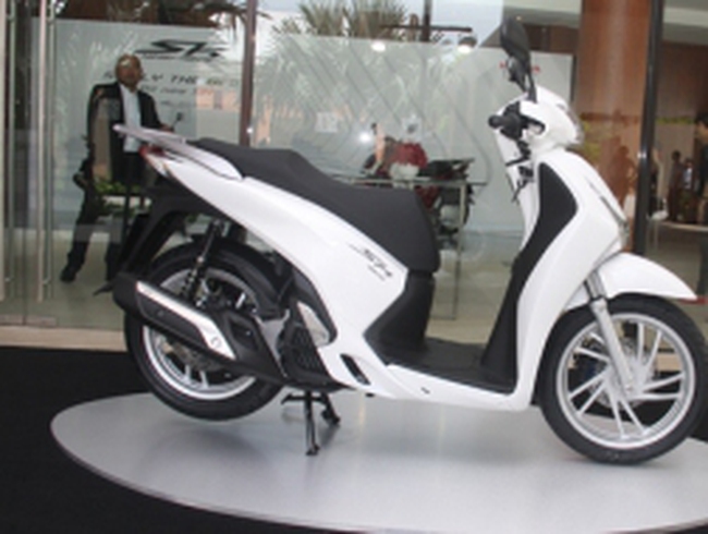 Honda SH 150i nhập khẩu Ý đời 2012 chào giá hơn 200 triệu nhiều người vẫn  tranh nhau mua