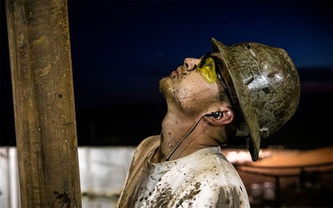 Nga, Venezuela điêu đứng vì giá dầu giảm
