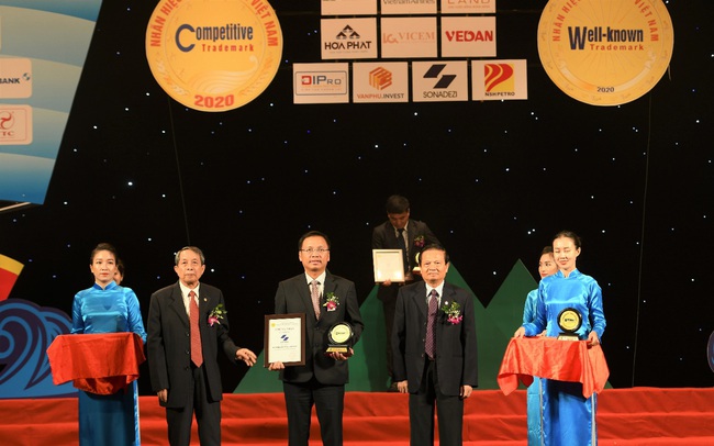Sonadezi đạt Top 50 Nhãn hiệu nổi tiếng Việt Nam năm 2020 Sonadezi đạt Top 50 Nhãn hiệu nổi tiếng Việt Nam năm 2020