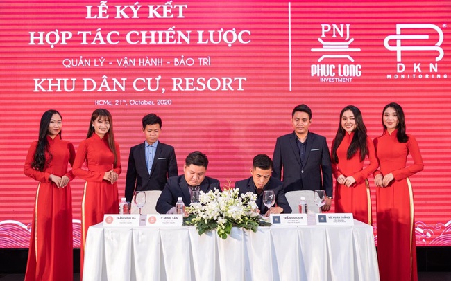 Lễ ký kết hợp tác chiến lược giữa Phúc Long PNJ và đơn vị vận hành ĐKN Lễ ký kết hợp tác chiến lược giữa Phúc Long PNJ và đơn vị vận hành ĐKN