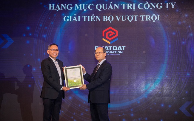 Phát Đạt được vinh danh hạng mục quản trị công ty tốt nhất 2020 do Sở HOSE trao tặng Phát Đạt được vinh danh hạng mục quản trị công ty tốt nhất 2020 do Sở HOSE trao tặng