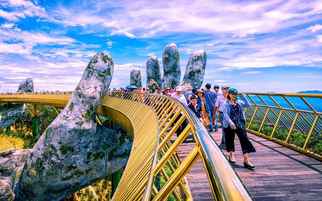 Ngành du lịch và khách sạn nắm bắt cơ hội chuyển mình trong trạng thái bình thường mới Ngành du lịch và khách sạn nắm bắt cơ hội chuyển mình trong trạng thái bình thường mới