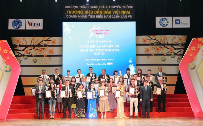 ELLY được vinh danh Top 100 thương hiệu dẫn đầu Việt Nam năm 2020
