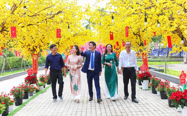 Rộn ràng các hoạt động vui Xuân đón Tết Tân Sửu tại Huyện Nhà Bè Rộn ràng các hoạt động vui Xuân đón Tết Tân Sửu tại Huyện Nhà Bè