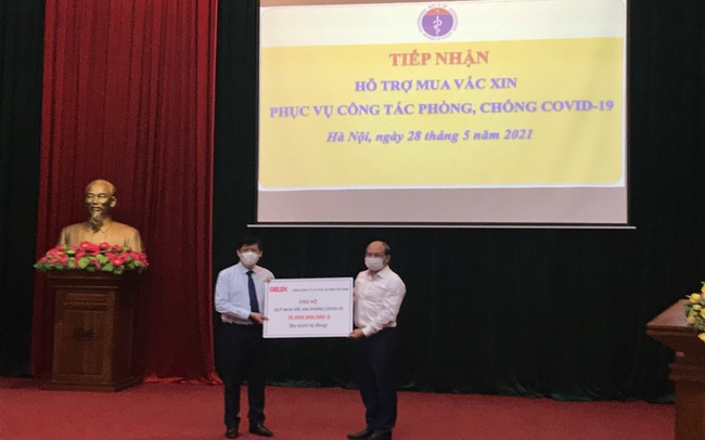 GELEX trao tặng 30 tỷ đồng vào quỹ vaccin phòng chống covid-19 GELEX trao tặng 30 tỷ đồng vào quỹ vaccin phòng chống covid-19