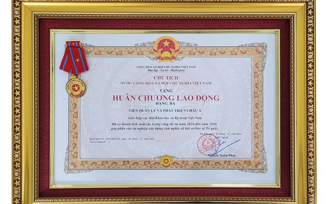 AMDI GROUP vinh dự được nhận Huân chương Lao động hạng Ba AMDI GROUP vinh dự được nhận Huân chương Lao động hạng Ba