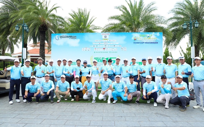 Volkswagen cùng thế hệ SUVW tài trợ chính cho giải Golf CLB Doanh Nhân Sài Gòn