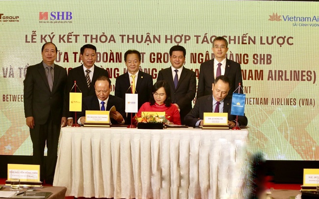SHB, T&T Group hợp tác chiến lược với Vietnam Airlines, TCT Đường sắt Việt Nam