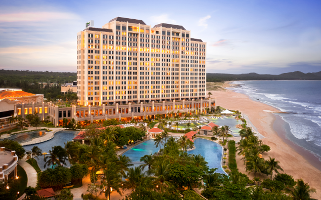 Holiday Inn Resort Ho Tram Beach vinh dự đạt chứng nhận 5 sao danh giá