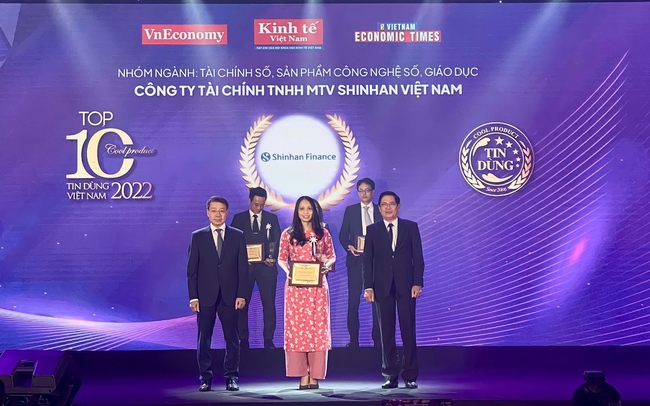 Ứng dụng Tài chính iShinhan được vinh danh "Top 10 Tin dùng Việt Nam 2022"