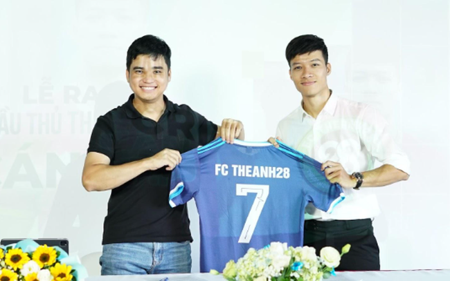 "Theanh28 FC" chiêu mộ thành công "Cán Cris"