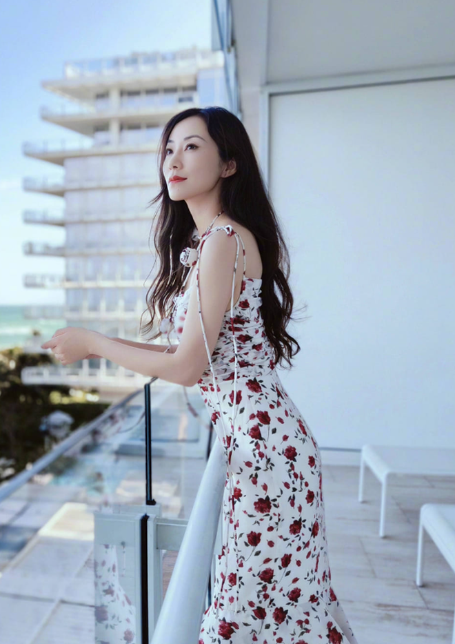 Một mỹ nhân showbiz sở hữu biệt thự 1.100 tỷ đồng, 15 tuổi được tặng chuyên cơ riêng: Gia thế hiển hách khiến ai cũng kiêng nể- Ảnh 7. Một mỹ nhân showbiz sở hữu biệt thự 1.100 tỷ đồng, 15 tuổi được tặng chuyên cơ riêng: Gia thế hiển hách khiến ai cũng kiêng nể- Ảnh 7.