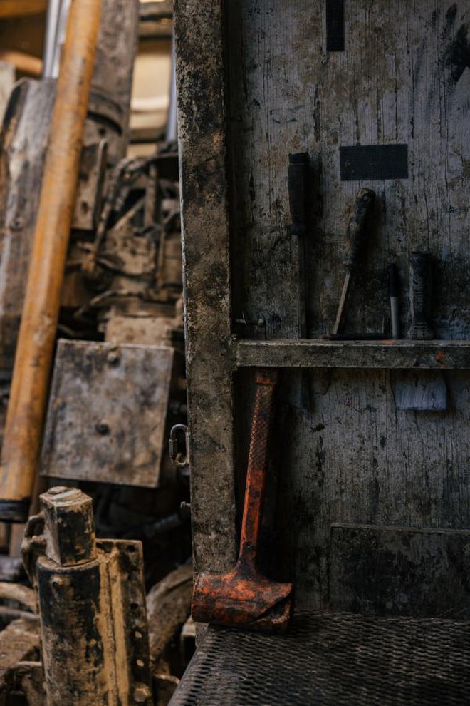 Hứng đòn đau vì Trung Quốc chặn mặt hàng Mỹ không thể sản xuất dù chỉ 1 gram, người dân bỏ qua cả vàng để săn lùng kho báu: Liệu có thoát phụ thuộc Bắc Kinh?- Ảnh 12. Hứng đòn đau vì Trung Quốc chặn mặt hàng Mỹ không thể sản xuất dù chỉ 1 gram, người dân bỏ qua cả vàng để săn lùng kho báu: Liệu có thoát phụ thuộc Bắc Kinh?- Ảnh 12.