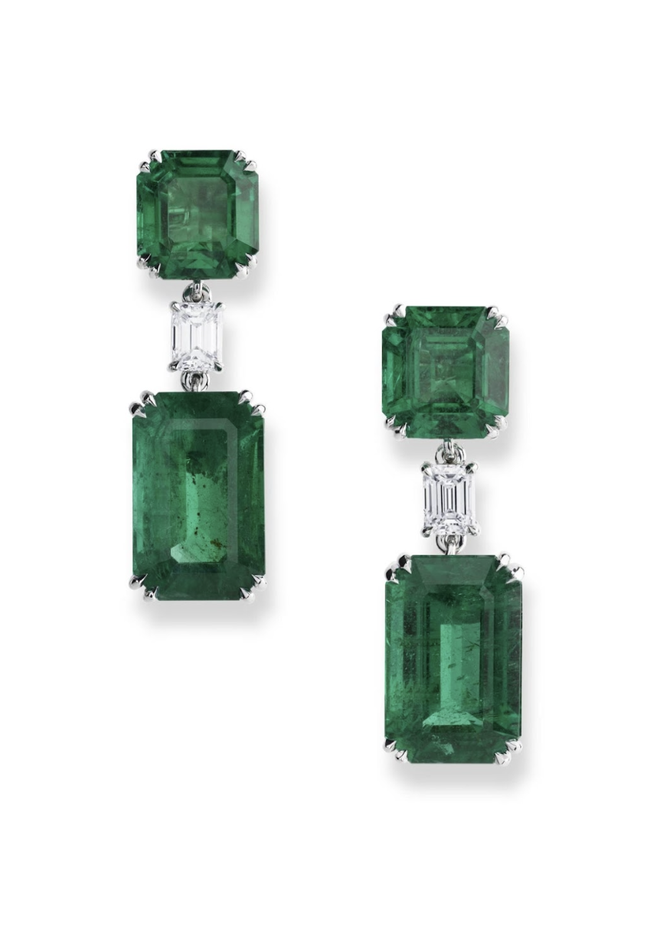 Viên ngọc lục bảo 6.225 cara từ thương hiệu đồng hồ Chopard: Kiệt tác xa xỉ được tạo ra sau 1 năm nghiên cứu, khẳng định vị thế trong giới đỉnh sức- Ảnh 3. Viên ngọc lục bảo 6.225 cara từ thương hiệu đồng hồ Chopard: Kiệt tác xa xỉ được tạo ra sau 1 năm nghiên cứu, khẳng định vị thế trong giới đỉnh sức- Ảnh 3.