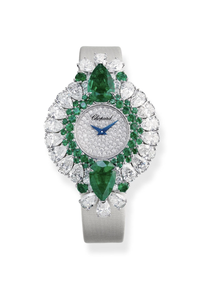 Viên ngọc lục bảo 6.225 cara từ thương hiệu đồng hồ Chopard: Kiệt tác xa xỉ được tạo ra sau 1 năm nghiên cứu, khẳng định vị thế trong giới đỉnh sức- Ảnh 7. Viên ngọc lục bảo 6.225 cara từ thương hiệu đồng hồ Chopard: Kiệt tác xa xỉ được tạo ra sau 1 năm nghiên cứu, khẳng định vị thế trong giới đỉnh sức- Ảnh 7.