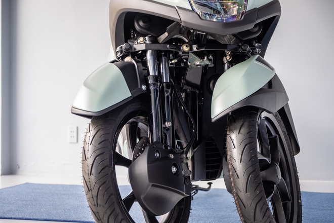 Yamaha Tricity 155 về Việt Nam: Bánh kép phía trước cho người người thích 'độc lạ', giá quy đổi từ 103 triệu đồng- Ảnh 16. Yamaha Tricity 155 về Việt Nam: Bánh kép phía trước cho người người thích 'độc lạ', giá quy đổi từ 103 triệu đồng- Ảnh 16.