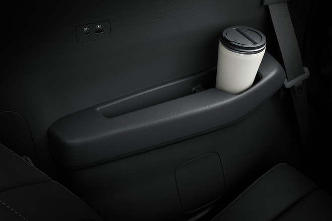 Mitsubishi Destinator ra mắt: Máy xăng 1.5L tăng áp mạnh 161 mã lực, có ADAS, sẽ hot khi về Việt Nam- Ảnh 18. Mitsubishi Destinator ra mắt: Máy xăng 1.5L tăng áp mạnh 161 mã lực, có ADAS, sẽ hot khi về Việt Nam- Ảnh 18.