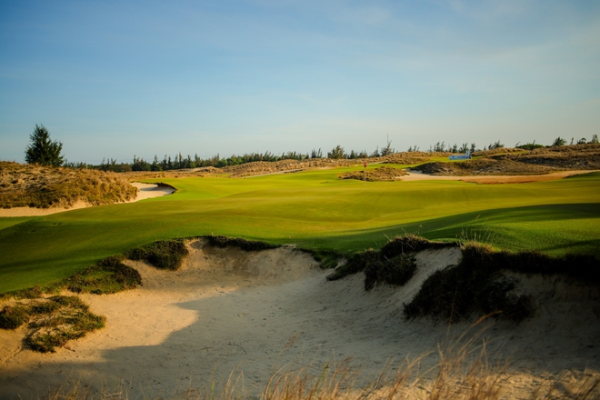 1 địa điểm từng 2 năm liên tiếp lọt Top sân golf hàng đầu thế giới: Tọa lạc trên bãi biển hoang sơ tuyệt đẹp, sở hữu clubhouse 6.000m² đẳng cấp- Ảnh 4. 1 địa điểm từng 2 năm liên tiếp lọt Top sân golf hàng đầu thế giới: Tọa lạc trên bãi biển hoang sơ tuyệt đẹp, sở hữu clubhouse 6.000m² đẳng cấp- Ảnh 4.
