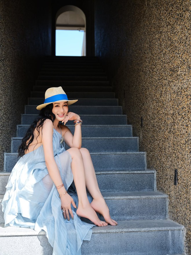 Mỹ nhân gốc Việt đình đám sở hữu khối tài sản 3.600 tỷ đồng: U60 vẫn trẻ trung bên cạnh chồng kém 12 tuổi nhờ 7 bí quyết này- Ảnh 4.