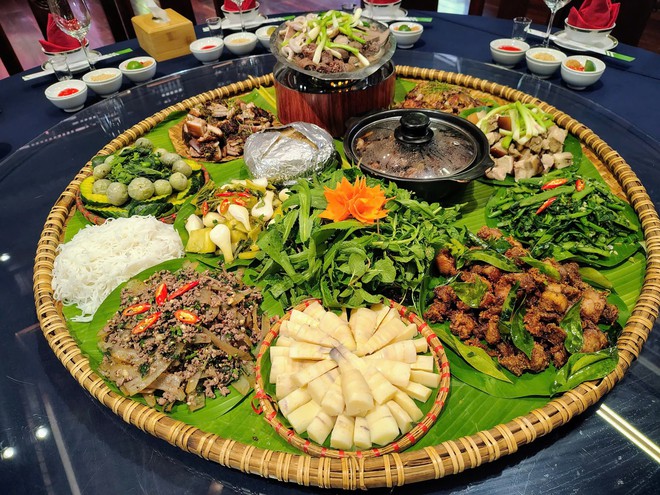 Việt Nam có 1 suối nước nóng tự nhiên nhiệt độ 80 độ C, có thể luộc chín trứng gà trong 10 phút, nằm ở tỉnh có 670.000 dân - Ảnh 8.