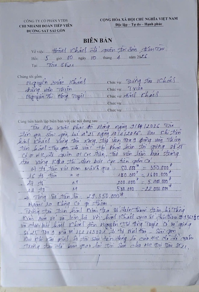 Phát hiện 94 tờ tiền có mệnh giá từ 50.000 - 500.000 đồng trên chuyến tàu Đà Nẵng - TP.HCM - Ảnh 2.