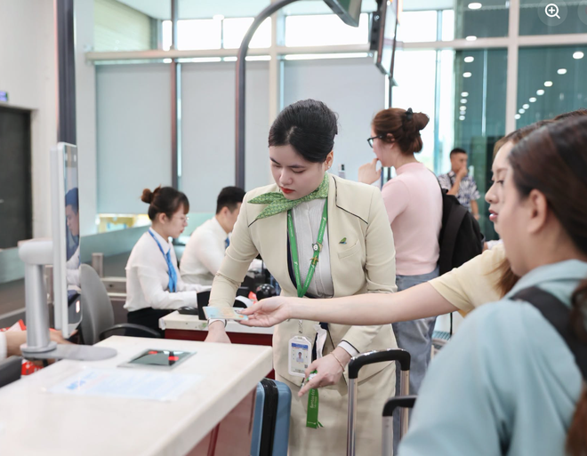 Quầy check-in của Bamboo Airways hiện tại - Ảnh 4.