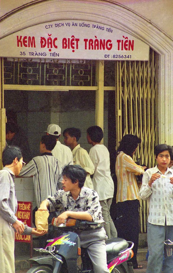 Đúng 1 tuần từ khi cánh cửa tại 35 Tràng Tiền đóng lại, di sản 70 năm từ thời "bao cấp" của triệu người Hà Nội dần "đổi chỗ" - Ảnh 4.