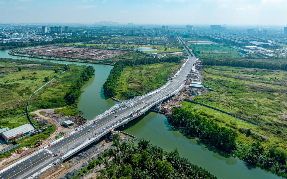 Vẽ lại bản đồ giao thông khu Đông: Tuyến đường dài 660m xuyên qua đô thị quốc tế “tỷ đô” chuẩn bị thông xe, giảm ùn tắc cho nút giao lớn nhất TP HCM
