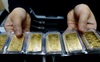Giá vàng trong nước sáng 17/3 lao dốc, vẫn đắt hơn 4,5 triệu đồng/lượng so với thế giới