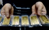 Sáng đầu tuần, giá vàng tăng vọt 1 triệu đồng/lượng, lại vượt mốc 56 triệu đồng/lượng