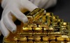 Giá vàng thế giới vượt mốc 1.800 USD/ounce, có quá muộn nếu