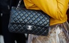 Người trẻ Hàn Quốc và phong cách làm giàu kiểu mới: 'Tôi thà mua một chiếc túi Chanel còn hơn là đầu tư vào thị trường chứng khoán!'