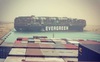 Những con số gây choáng về vụ siêu tàu mắc kẹt ở kênh đào Suez