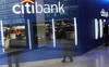 Từ vụ Citigroup nối gót ANZ: Ngân hàng Tây chưa hẳn đã 