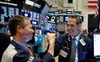 Số liệu lạm phát mới được công bố, Dow Jones bật tăng hơn 200 điểm
