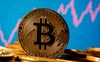 Bitcoin tăng phi mã, vốn hóa thị trường tiền số trở lại đỉnh 2.000 tỷ USD