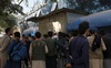 Viễn cảnh tồi tệ ở Afghanistan: Cạn kiệt tiền mặt, lạm phát sẽ tăng vọt, ngồi trên 