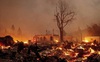 Thị trấn Greenville của bang California bị xóa sổ trong biển lửa