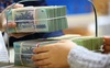 Vốn rẻ chảy vào ngân hàng bất ngờ chậm lại