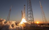Tên lửa nặng 4 tấn của SpaceX chuẩn bị va chạm với Mặt Trăng ở tốc độ hơn 9.000 km/h