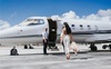 Tại sao người giàu lại mê mẩn cuộc sống thượng lưu trên máy bay tư nhân?