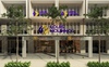 Louis Holdings bị xử phạt do giao dịch 
