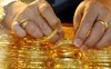 Vừa mua vàng buông tay, người dân lỗ ngay 1 triệu đồng/lượng