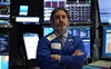 Lạm phát tiếp tục tăng nóng, Dow Jones có lúc mất 600 điểm
