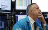 Xung đột giữa Nga và Ukraine ngày càng căng thẳng, Dow Jones rớt hơn 500 điểm